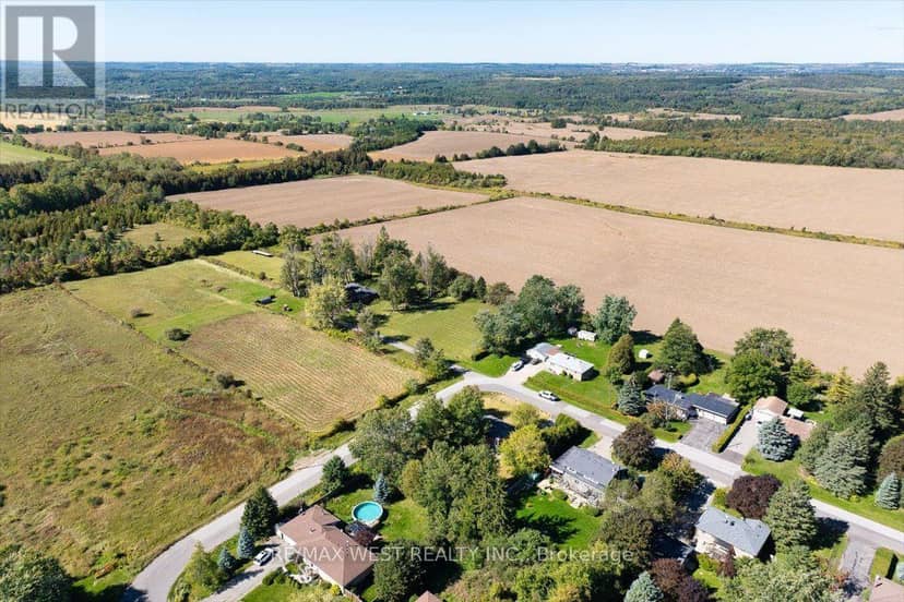 17 Heather Street, Caledon, photo 8