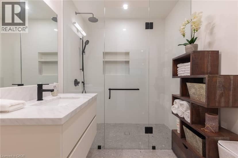 540 PATRICIA Drive — photo 37 of 40