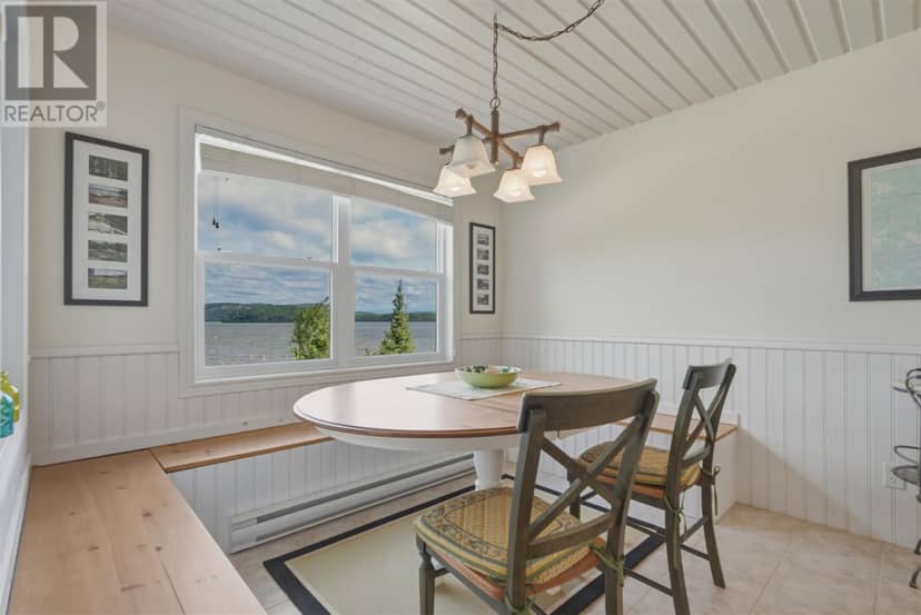 2129 Centre Line RD — photo 9 of 40