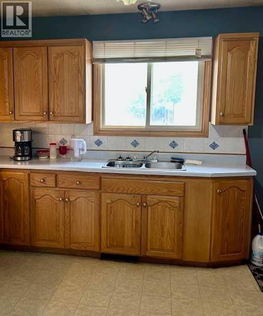 5205 50 Avenue, Grimshaw, photo 4