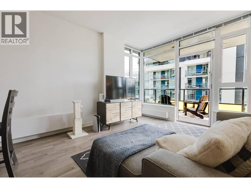 909 8850 UNIVERSITY CRESCENT, Burnaby, photo 5