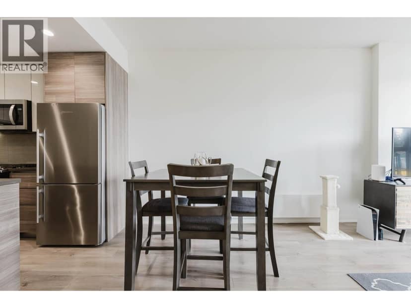 909 8850 UNIVERSITY CRESCENT, Burnaby, photo 8