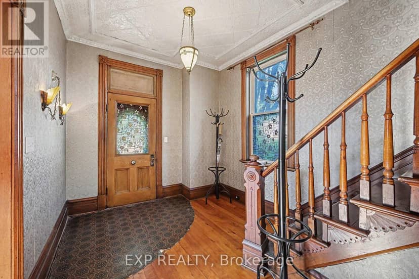 122 Clarence Street, Lanark Highlands, photo 3