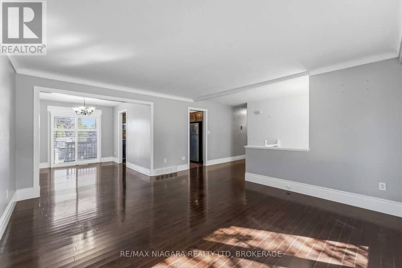 60 Brant Avenue, Welland, photo 3
