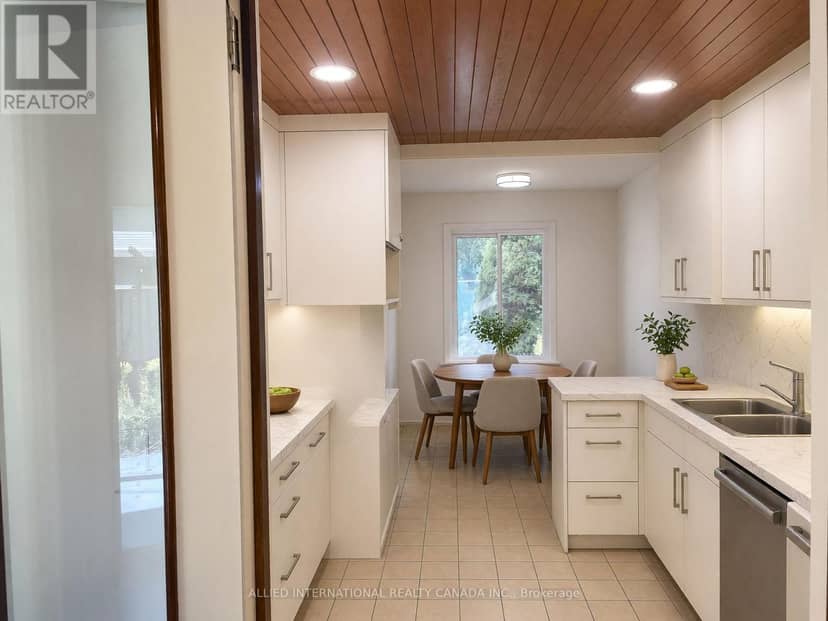 6 Aberfeldy Crescent — photo 10 of 40