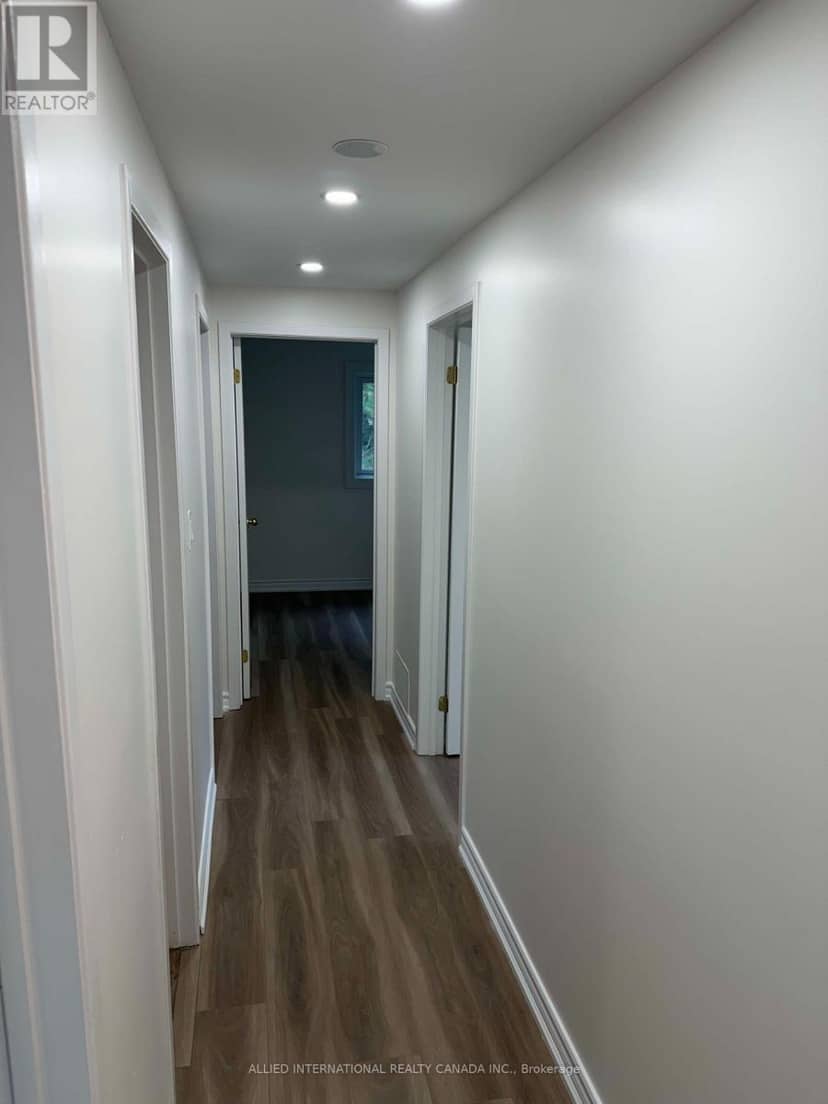 6 Aberfeldy Crescent — photo 34 of 40