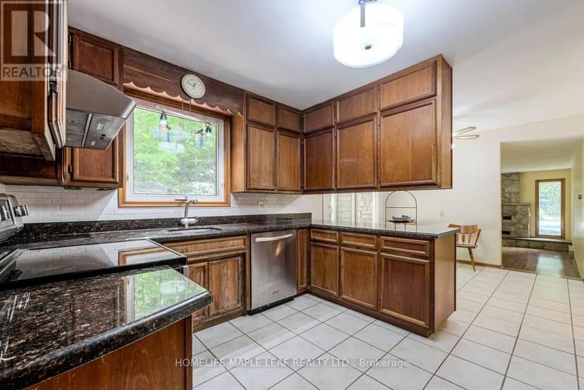7687 Appleby Line — photo 14 of 40