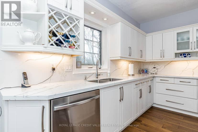 48 Rayburn Meadows Road — photo 19 of 40