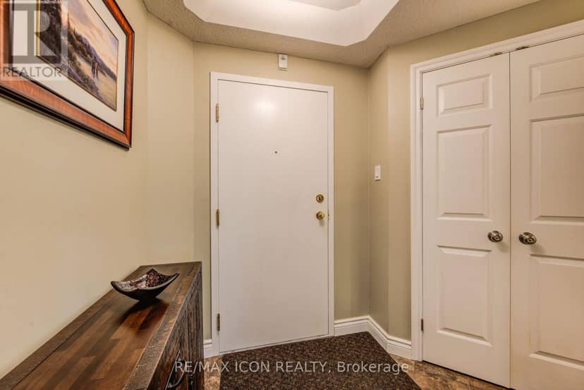 32 - 45 Blue Springs Drive — photo 6 of 40