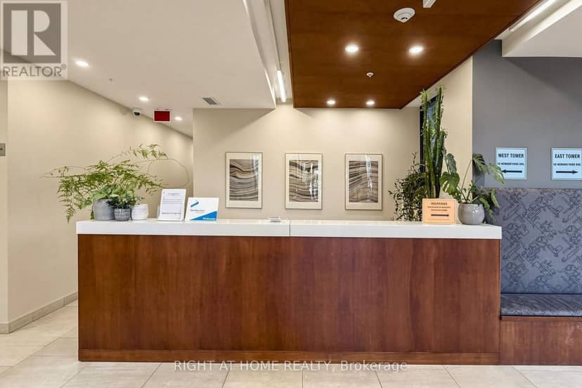 307 - 36 Howard Park Avenue, Toronto, photo 8