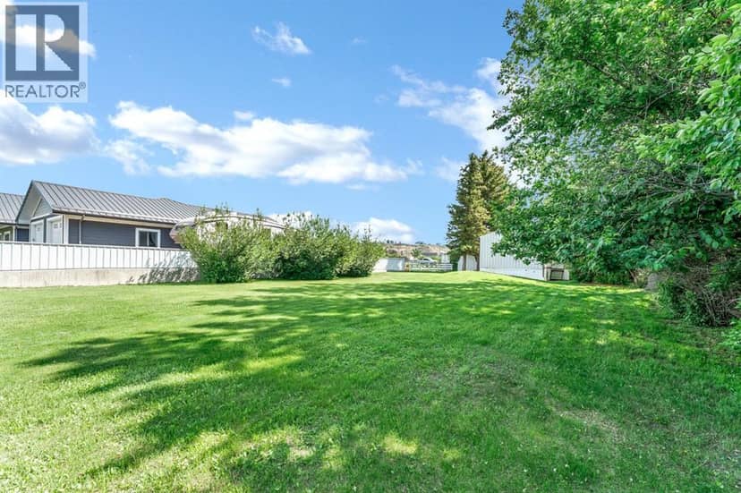 20 Josephine Avenue SW — photo 13 of 40