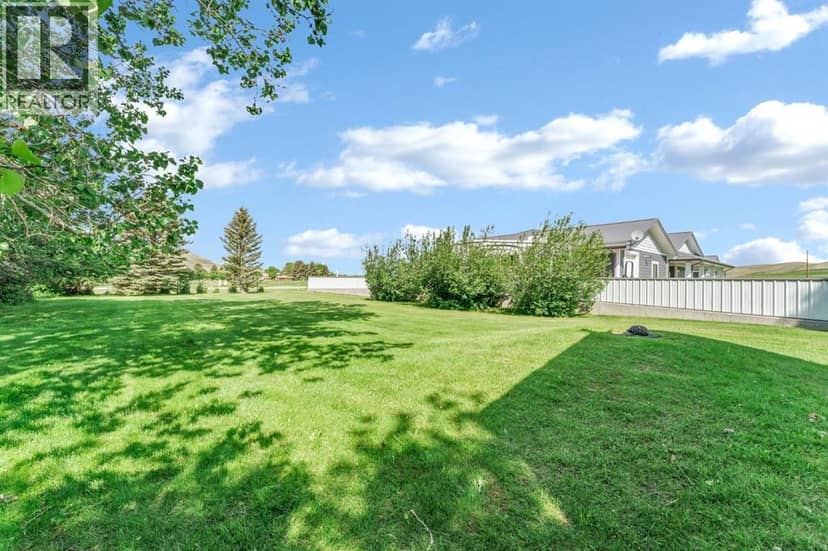 20 Josephine Avenue SW — photo 11 of 40