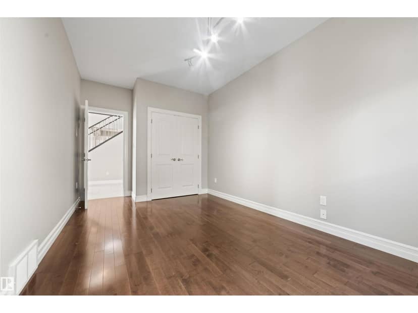1721 Adamson Cr SW — photo 24 of 40