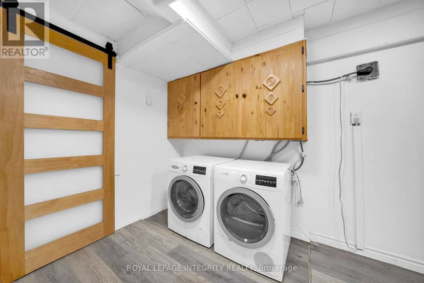 32 Phillips Street — photo 29 of 40