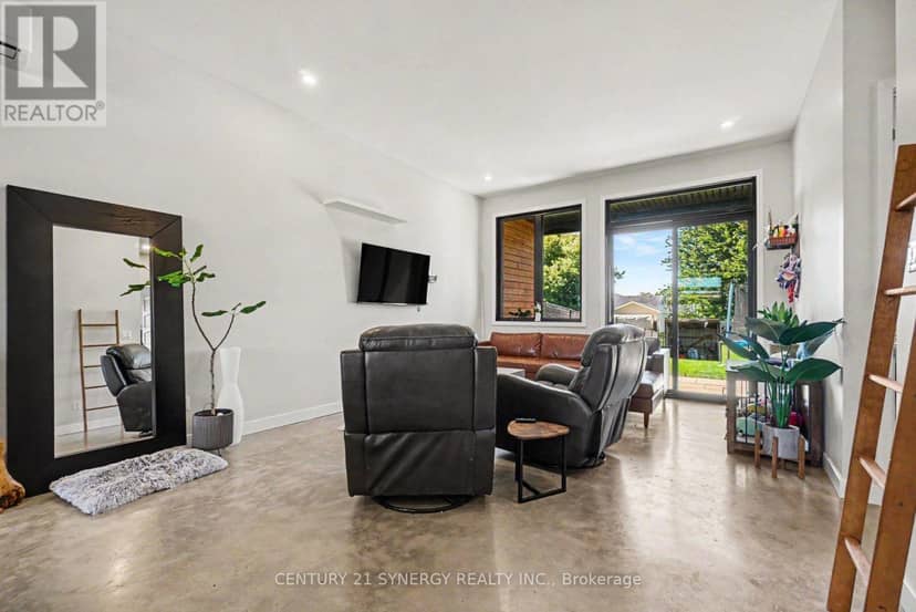 54 Adam Street — photo 10 of 23