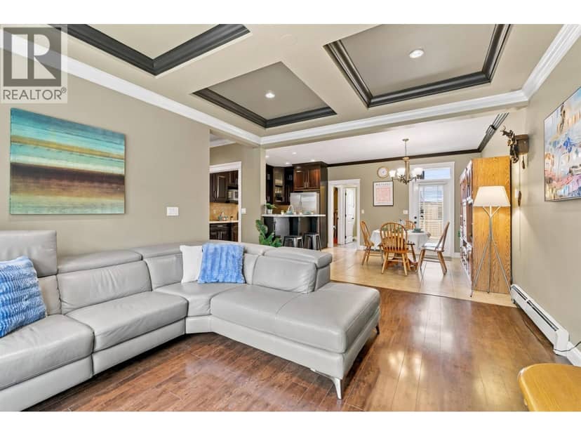 702 GROVER AVENUE, Coquitlam, photo 5