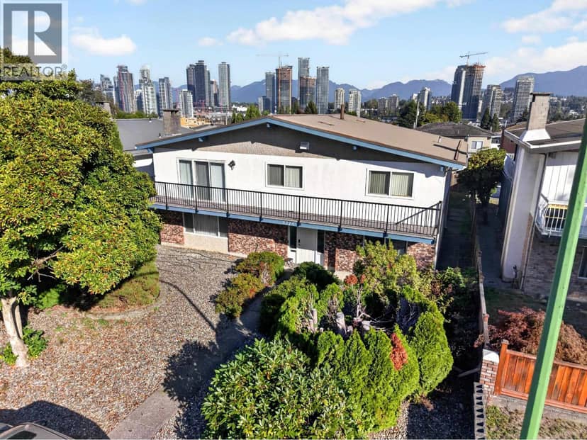 5275 SCHOU STREET, Burnaby