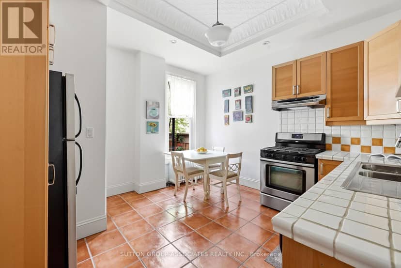 492 Euclid Avenue — photo 11 of 40