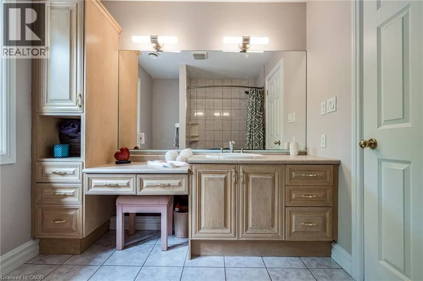 57 KENNEDY Road — photo 31 of 40