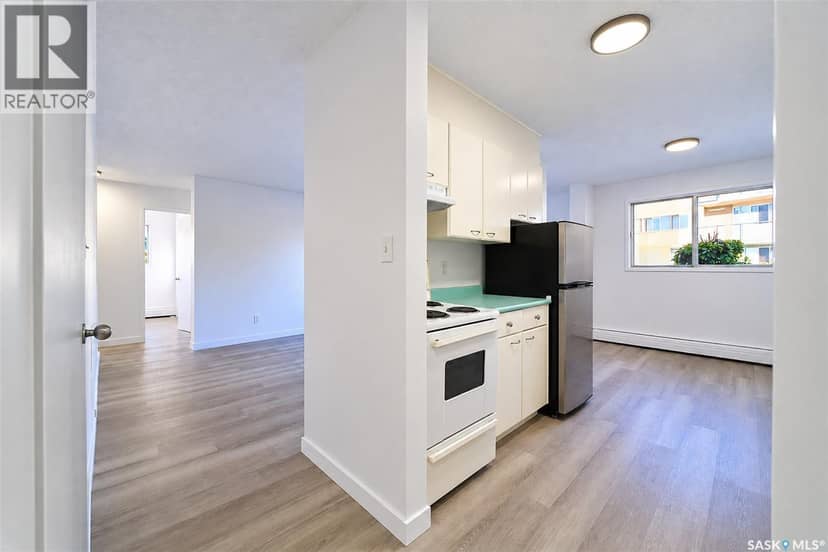 53 1 Columbia DRIVE — photo 3 of 36