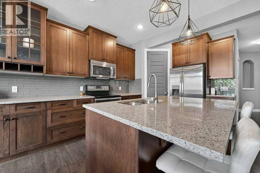76 Rainbow Falls Boulevard — photo 9 of 40