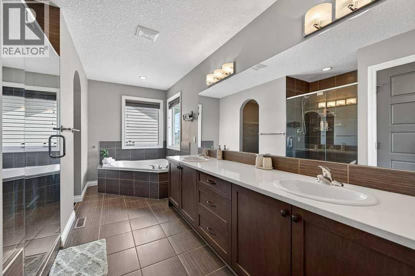 76 Rainbow Falls Boulevard — photo 32 of 40