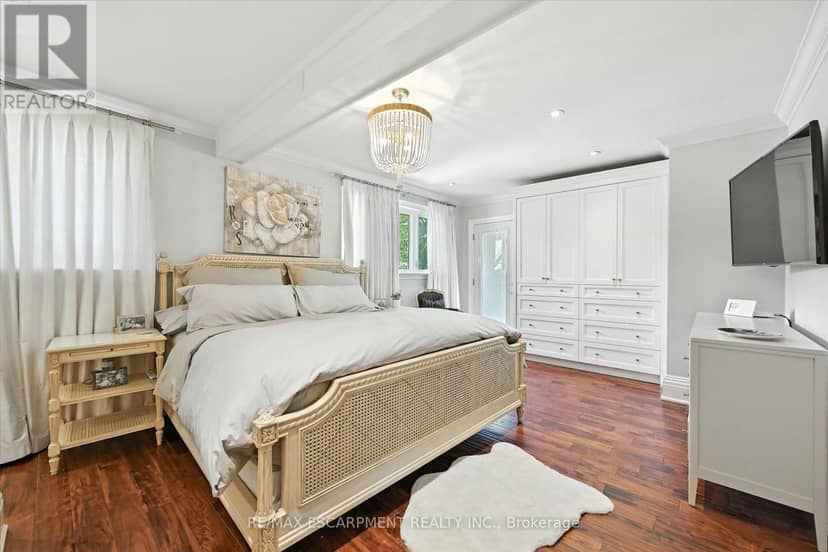 2209 Ghent Avenue — photo 19 of 40