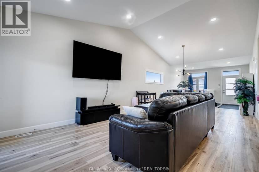 304 Horizon LANE — photo 16 of 40