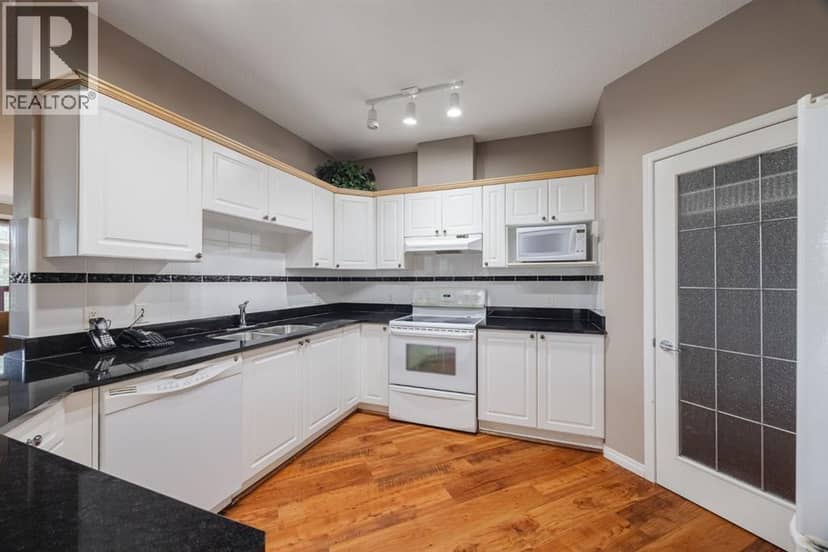 1306, 1306 Lake Fraser Court SE, Calgary, photo 5