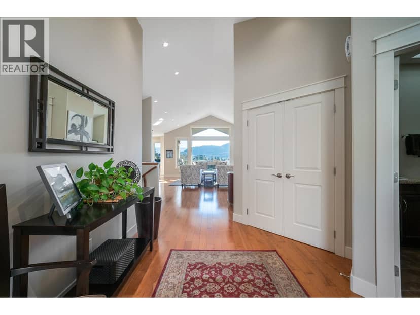 708 Traditions Crescent, Kelowna, photo 5