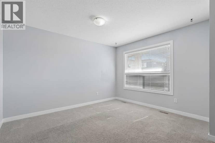 4, 237 Silkstone Road W, Lethbridge, photo 3