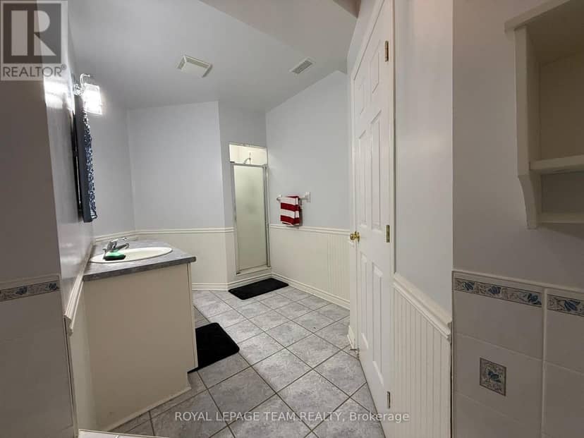 3 Samuel Mann Avenue — photo 37 of 40