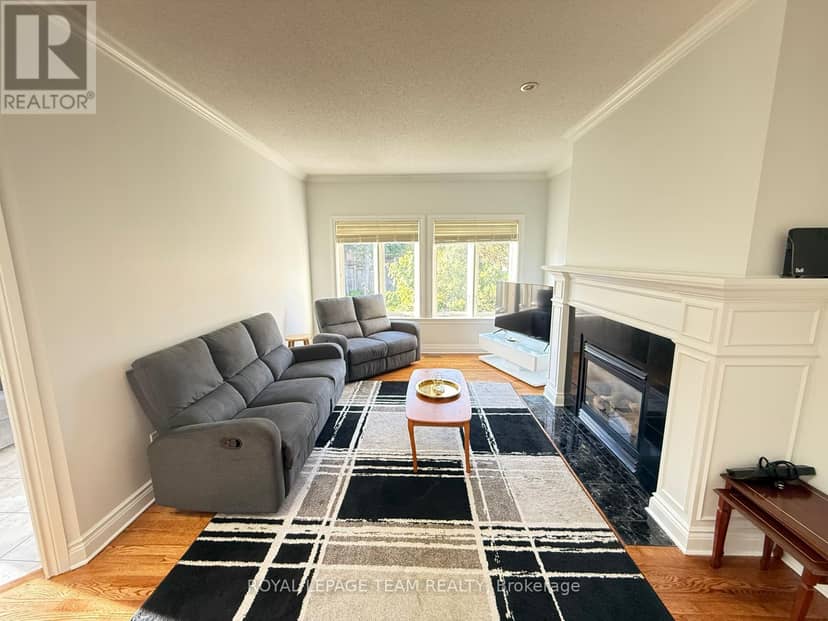 3 Samuel Mann Avenue — photo 8 of 40