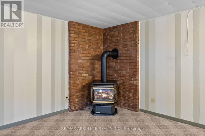 154 Ottawa Street — photo 31 of 40