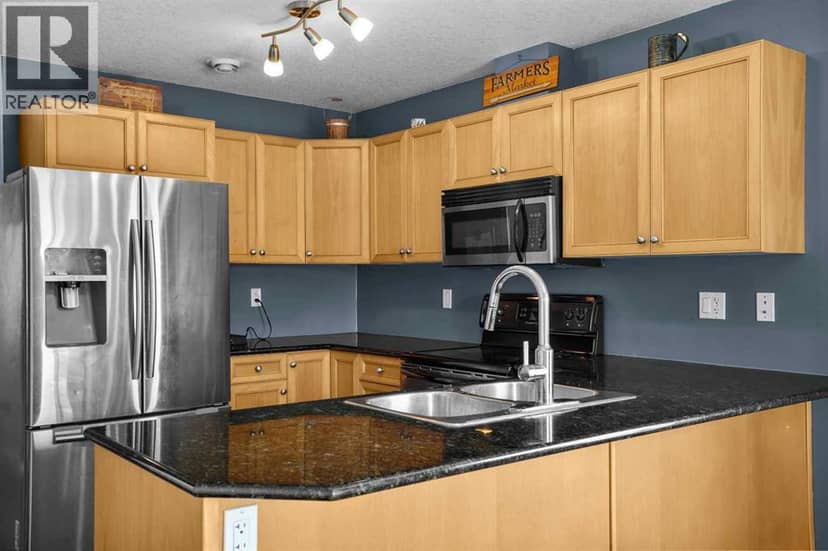 302 Sunrise Terrace NE — photo 11 of 40