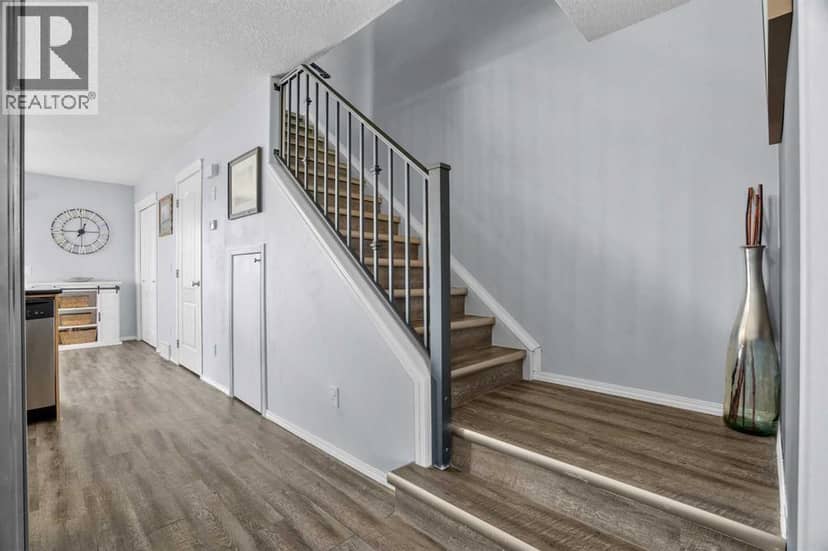 302 Sunrise Terrace NE — photo 21 of 40