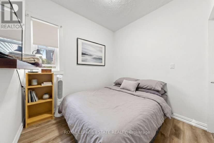 44 Mitchell Avenue — photo 10 of 18