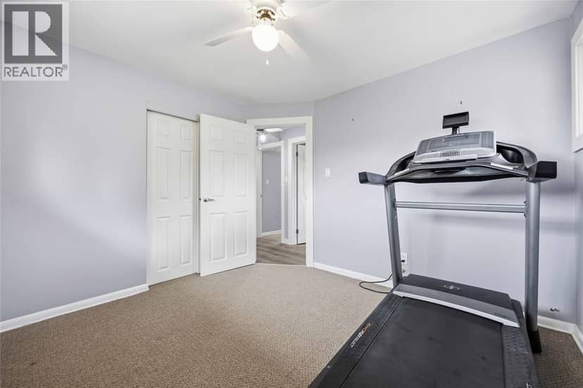 1705 Grace Avenue — photo 15 of 40
