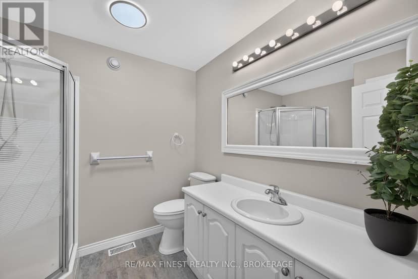 145 Elmwood Drive — photo 15 of 40