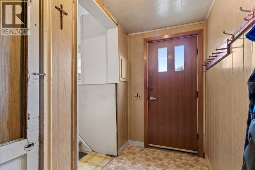 439 Aberdeen Avenue — photo 14 of 32