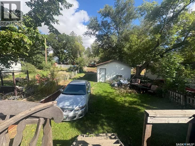 863 Elgin AVENUE, Moose Jaw, photo 3