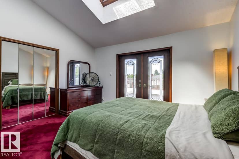 6819 10 Av NW — photo 38 of 40