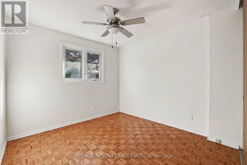 68 Downsview Crescent — photo 17 of 20