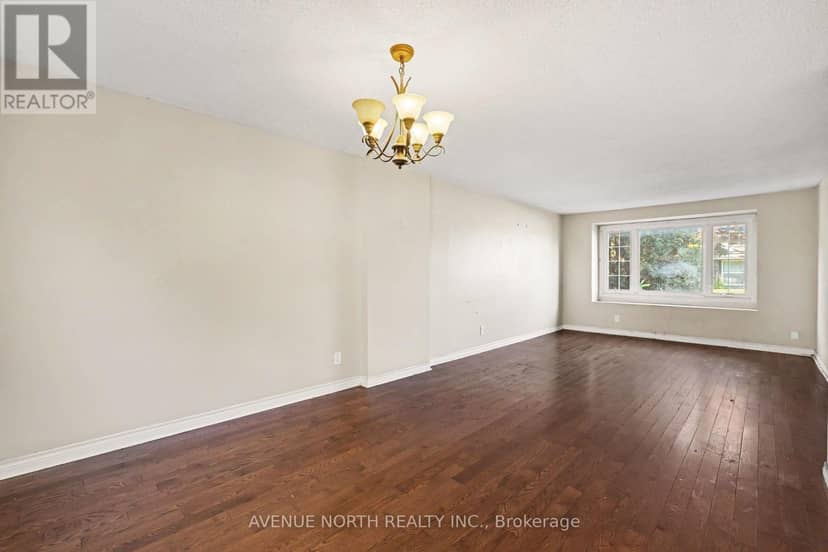 68 Downsview Crescent — photo 6 of 20
