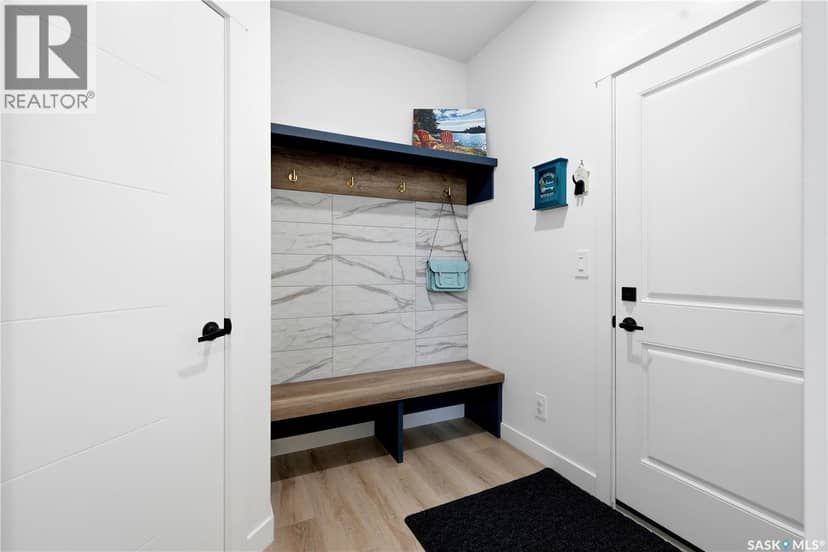 302 Chelsom MANOR — photo 15 of 40