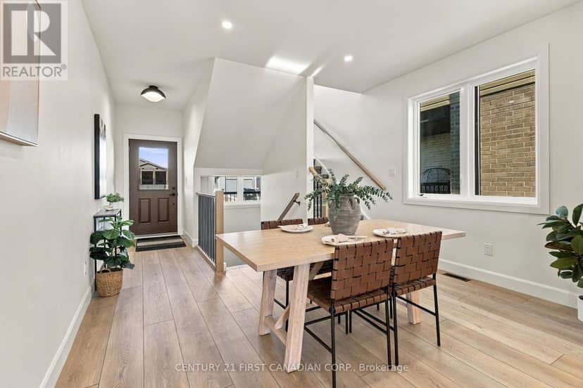 30 Sheldabren Street — photo 10 of 31