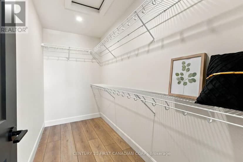 30 Sheldabren Street — photo 24 of 31