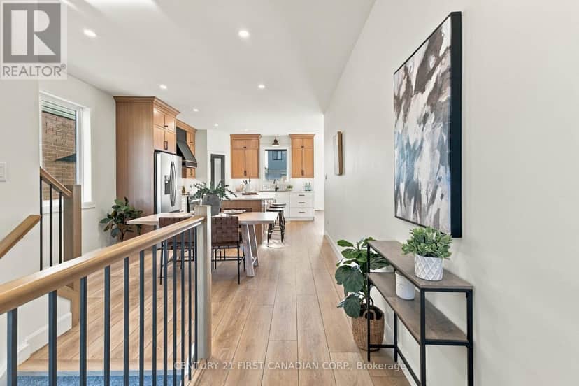 30 Sheldabren Street — photo 4 of 31