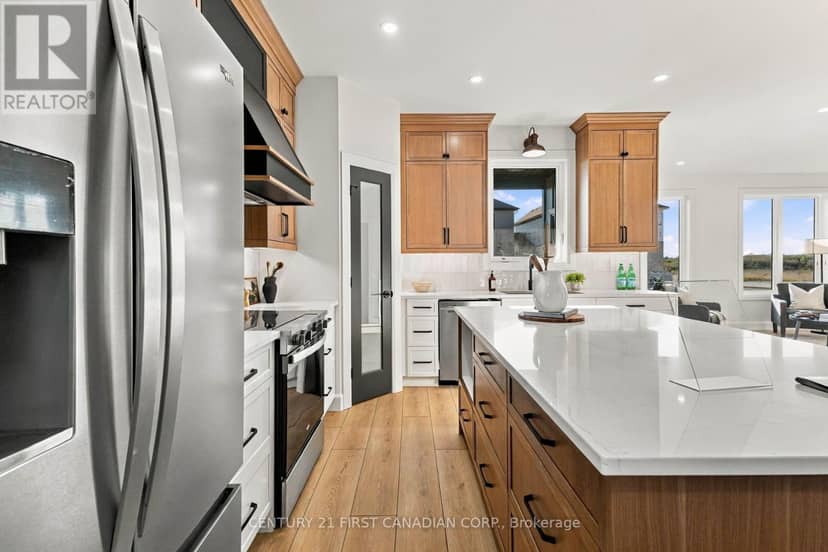 30 Sheldabren Street — photo 7 of 31