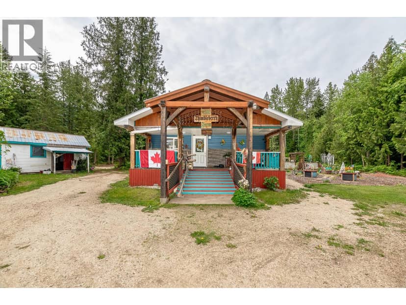 4666 Ackerman Road, Malakwa